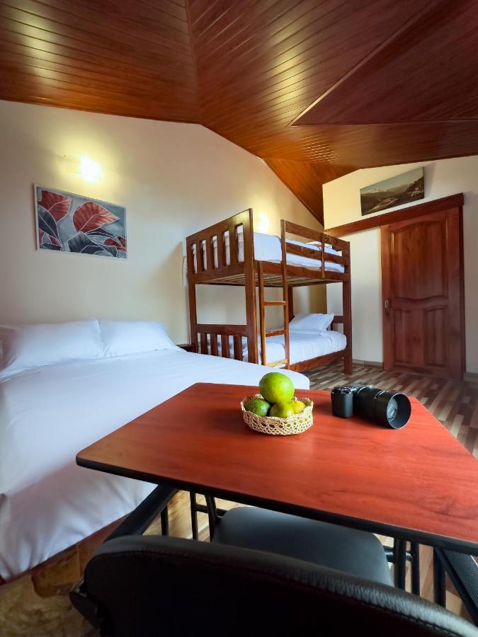 Brisas Del Rio Otel Mindo Dış mekan fotoğraf
